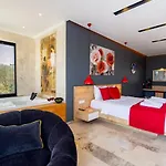 Patara 3 Bedroom With Private Pool Hot Tub *