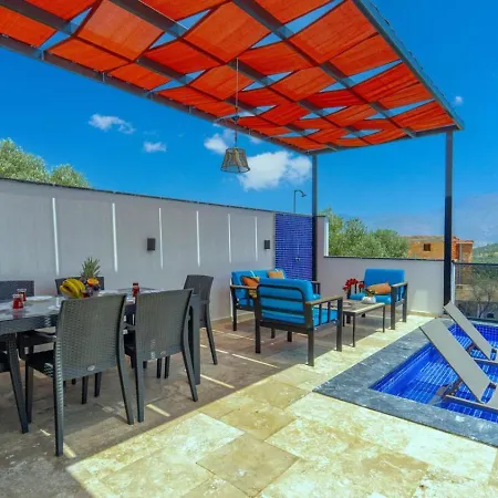 Patara 3 Bedroom With Private Pool Hot Tub فيلة