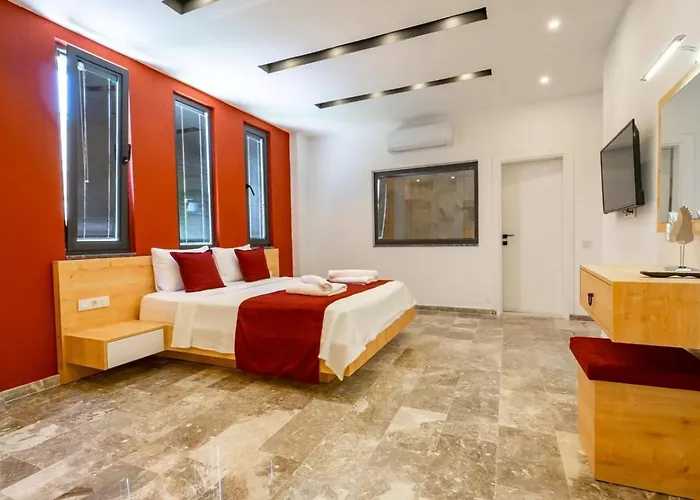 Patara 3 Bedroom With Private Pool Hot Tub فيلة *