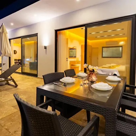 Patara 3 Bedroom With Private Pool Hot Tub